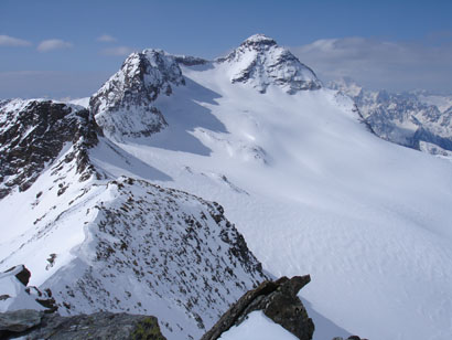 Il Pizzo Scalino 3323 m, durante la salita al Pizzo Cancian 3103 m.