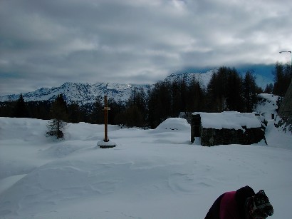 Le baite poco sotto la diga di S. Stefano.