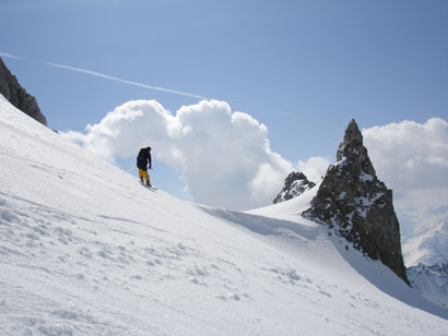 Scendendo verso Sedrun le pendenze sono sempre piuttosto accentuate.