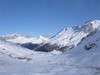 La Val Schmorras guardando verso  E con il Piz d'Ela 3338 m Corn da Tinizon 3172 m e Piz Mitgel 3159 m a sx.