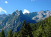 Bellissima foto panoramica delle cime che circondano tutto l'itinerario.