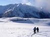 Arrivo alla Croce dell'Alpe Piazza , sullo sfondo le cime della Val Lesina.