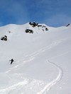 Giovanni pennella le prime curve poco sotto la vetta del Monte Verrobbio.